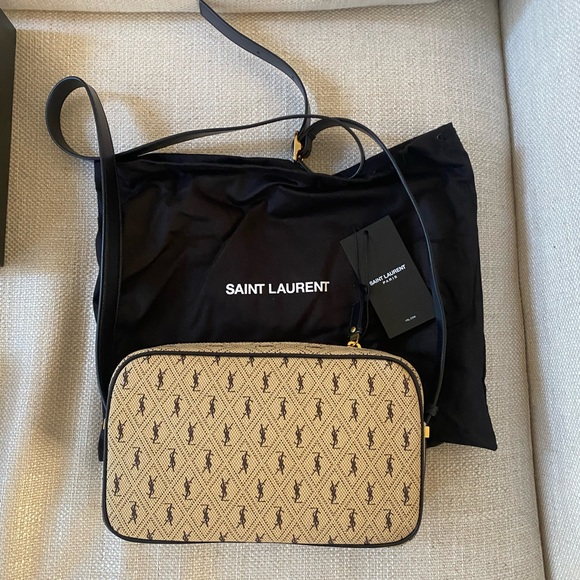 Authentic New Saint Laurent monogram camera crossbody bag - Picture 9 of 9
